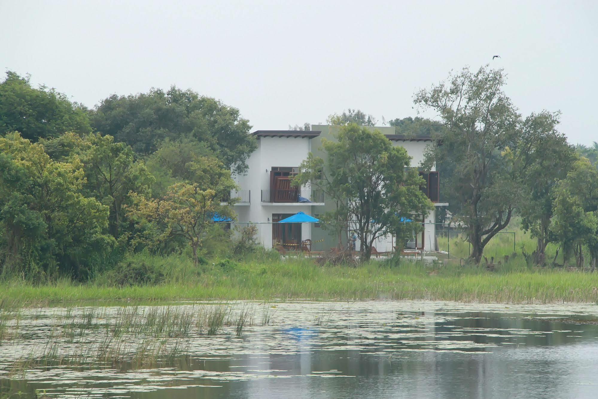 Sigiriya Wewa Addara Hotel - Hotel By The Lake Eksteriør billede